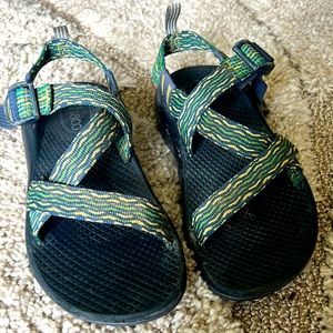 Kids Chacos size 1